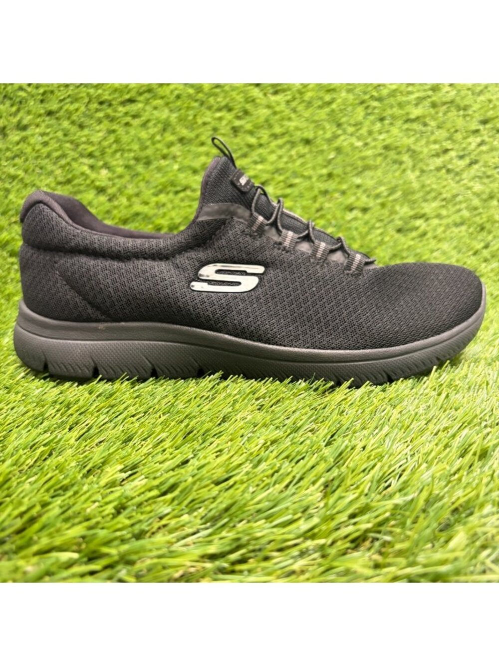 Skechers Summits Womens Size 7.5 Triple Black Athletic Running Shoes Sneakers